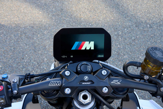 The M 1000 R gets the Keyless Ride feature, unlike the S 1000 RR that gets a traditional key.