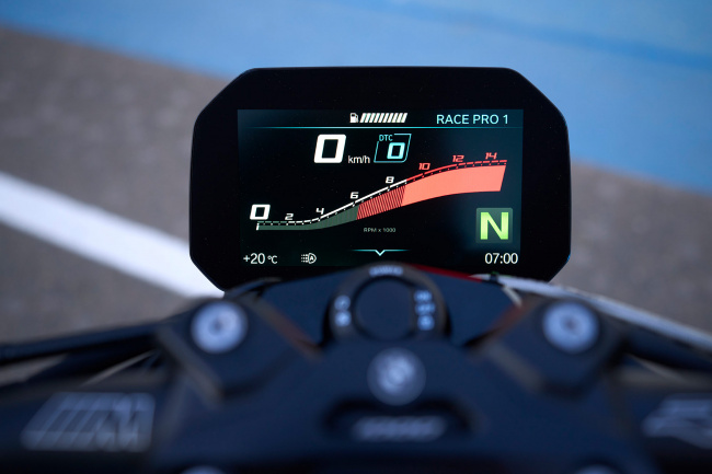 For track riding, this option keeps it simple.