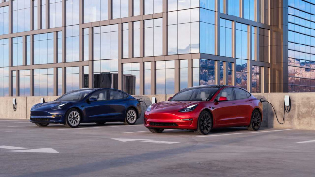 tesla's market share improved again in q4 2022