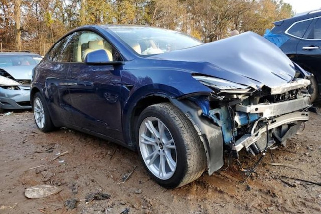 industry news, electric vehicles, tesla and insurance companies disagree on expensive repairs