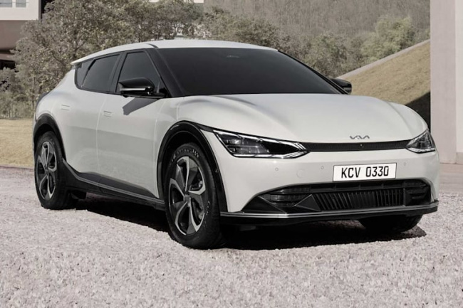 2023 kia ev6: everything we know about the ioniq 5's cousin