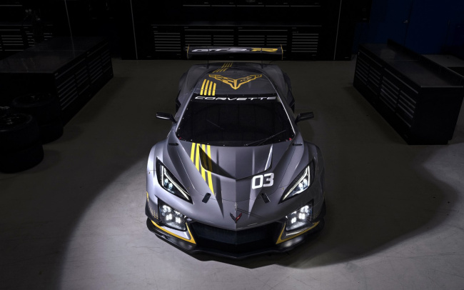 chevrolet reveals new corvette z06 gt3 racing car for 2024 season