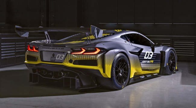 chevrolet reveals new corvette z06 gt3 racing car for 2024 season