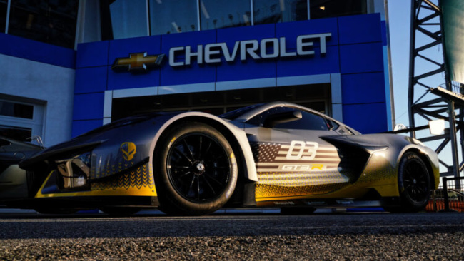 corvette takes new z06 gt3.r in a customer focused direction