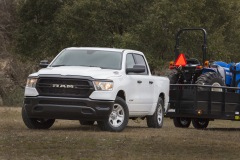 trucks, here is the cheapest new ram with a v8