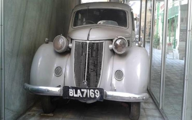 netaji subhas chandra bose's wanderer w24 sedan used for 'the great escape' restored