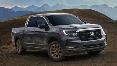 honda, ridgeline, tacoma, toyota, trucks, the 2 best used 2018 compact trucks, according to u.s. news are exactly what you’d expect