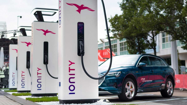 volkswagen will install 25,000 ev fast chargers in 2023, none in australia