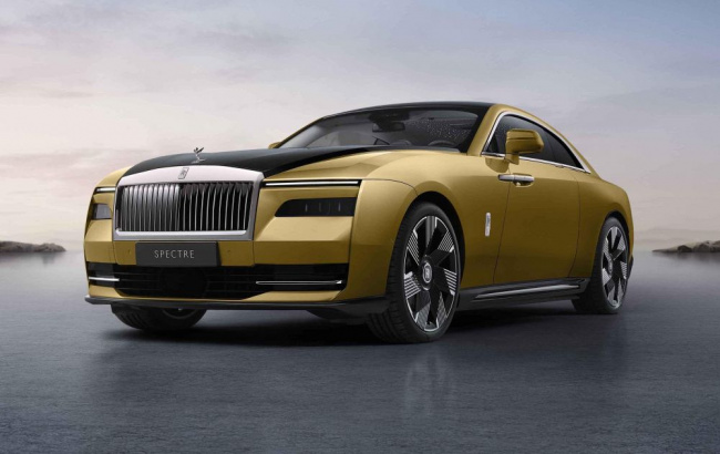 rolls-royce considering boosting spectre ev production – report