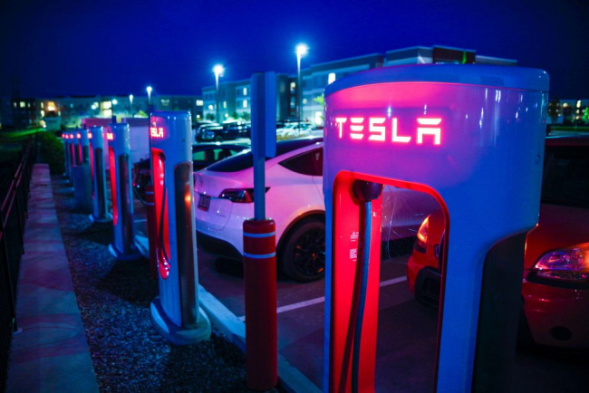 tesla australia unlocks some superchargers for all ev owners