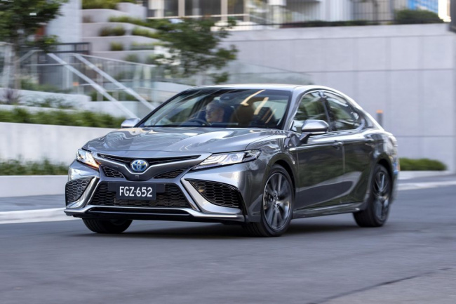 toyota wants more than half its australian sales to be electrified from 2025