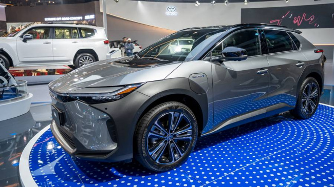 toyota, worlds largest carmaker 2023, biggest car company 2023, toyota global sales 2023, biggest car company in the world, biggest car maker, toyota sales india 2022, akio toyoda, toyota hybrid sales 2022, toyota new ceo, , overdrive, toyota continues to be world's largest carmaker third year in a row