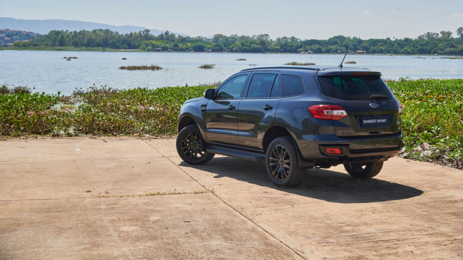 first drive: ford everest sport