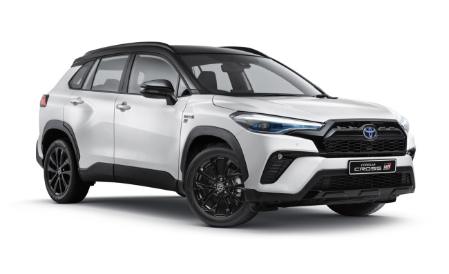 gr sport, toyota, toyota corolla cross, toyota corolla cross gets more standard features and new model in south africa