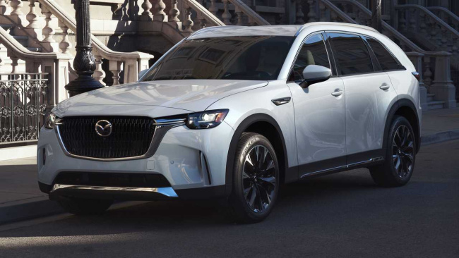 mazda cx-70 will debut later this year in us with cx-90's platform