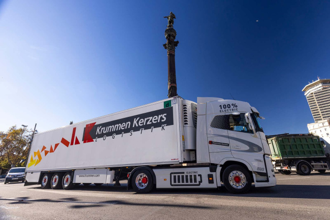 volvo sets ev truck record with an 1,800-mile produce delivery