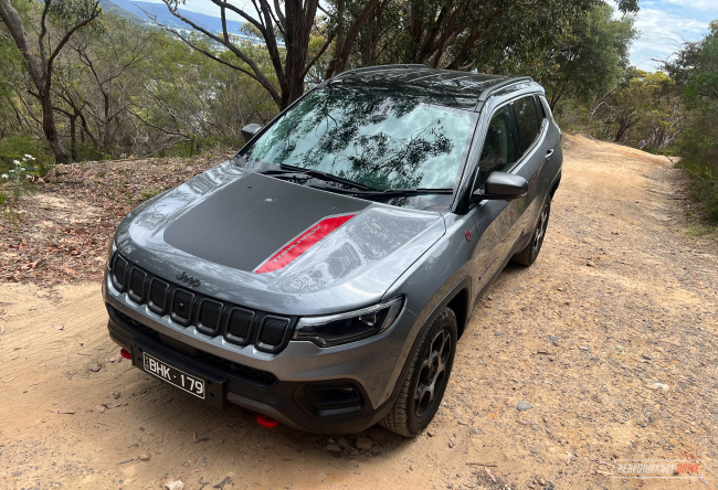 2023 jeep compass trailhawk review (video)