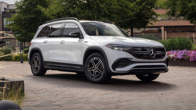 luxury suv, mercedes-benz, small midsize and large suv models, 2023 mercedes-benz eqb-class: slightly better versatility than competing suvs
