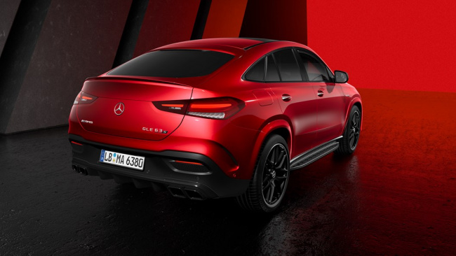 Mercedes refreshes GLE SUV for 2023