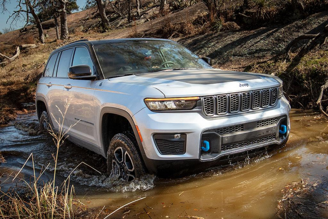 jeep, grand cherokee 4xe, car news, 4x4 offroad cars, adventure cars, hybrid cars, jeep grand cherokee 4xe specs confirmed for oz