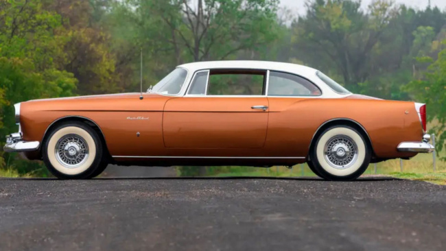 news, classic, american, muscle, newsletter, handpicked, sports, client, modern classic, europe, features, luxury, trucks, celebrity, off-road, exotic, asian, tuner, japanese, 1955 chrysler ghia st auctions for $700,000