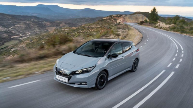 is there an issue with the nissan leaf battery overheating during highway driving?