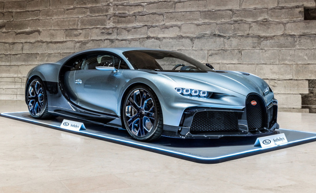 bugatti, bugatti chiron profilee, final w16-powered bugatti becomes most valuable new car ever sold at auction