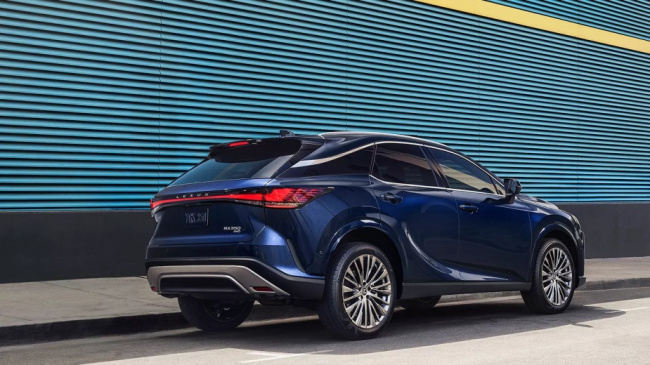 f sport, lexus, what comes with a fully loaded 2023 lexus rx?