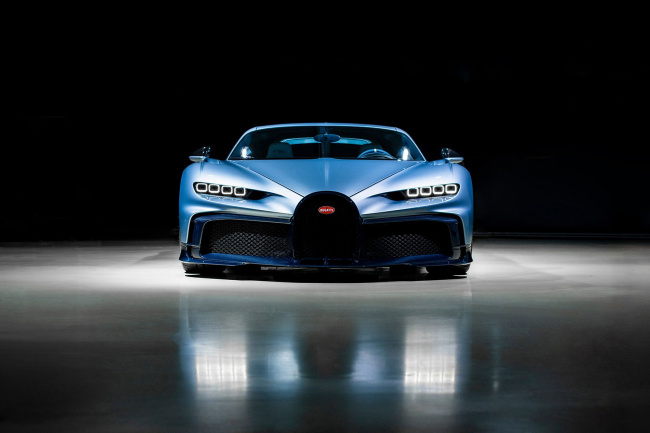 bugatti chiron profilée is the most expensive new car ever auctioned