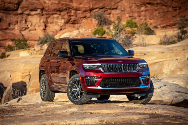 grand cherokee, jeep, small midsize and large suv models, how much is a fully loaded 2023 jeep grand cherokee suv?