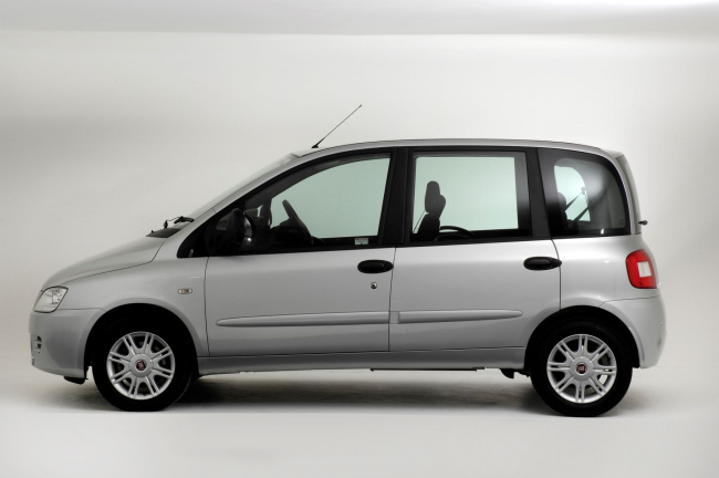 fiat, multipla, the world’s ugliest car also had dangerously lax safety standards