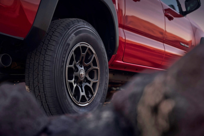 ford, ranger, tacoma, toyota, trucks, 3 of the best midsize trucks of 2023, according to kelley blue book