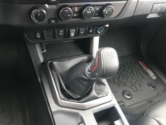 ford, jeep, manual transmission, small midsize and large suv models, subaru, only 3 suvs in 2023 still have a manual transmission