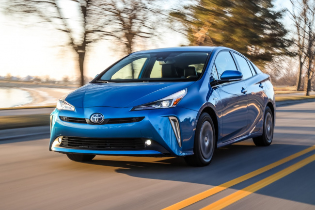 prius, toyota, this is the longest lasting car that isn’t an suv or truck