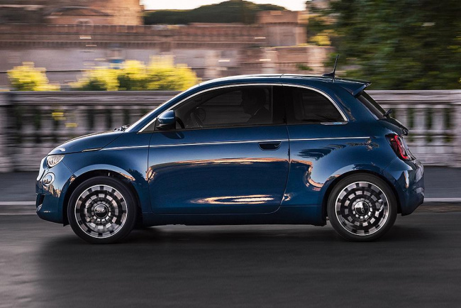 fiat, car news, hatchback, electric cars, fiat 500e to cost more than $52k