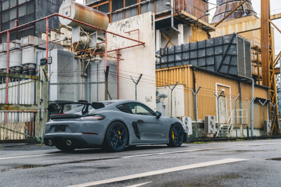 coty, porsche moments, sportscar together, coty2022, porsche rs, porsche gt, porsche 718, porsche cayman, rennsport, porsche boxster, motorsports, porsche 718 cayman gt4 rs drive review : wild thing [coty2022]