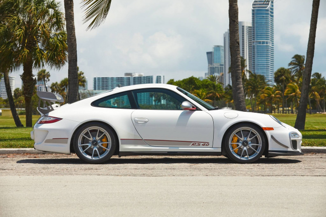 handpicked, sports, american, news, muscle, newsletter, classic, client, modern classic, europe, features, luxury, trucks, celebrity, off-road, exotic, asian, italian, pcarmarket is selling a phenomenal porsche 997 gt3 rs 4.0 with only 202 miles