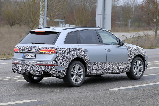 audi, car news, prestige cars, spy pics, another facelift for audi q7 coming