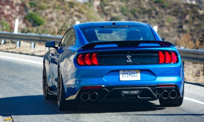 driven: ford mustang shelby gt500