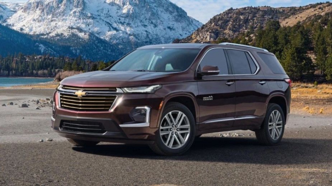 chevrolet, small midsize and large suv models, traverse, how much is a fully loaded 2022 chevy traverse?