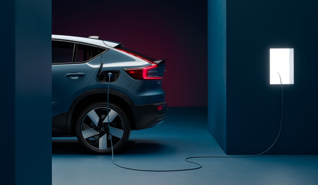 volvo, volvo c40 recharge, volvo c40 recharge ultimate, electric volvo c40 local pricing revealed – pre-orders now open