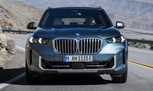bmw x5 and x6 lift their faces for 2023