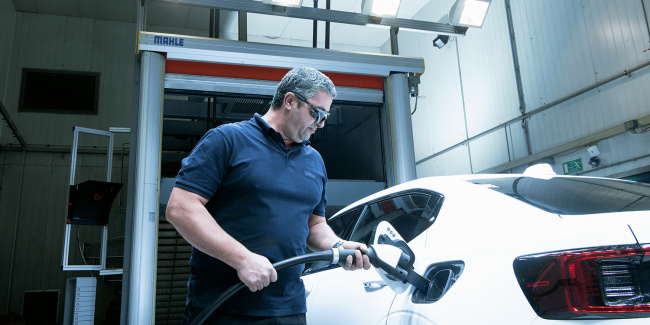 baden-wuerttemberg, batteries, charging stations, mahle, stuttgart, thermomanagement, zulieferer, mahle integrates dc charger to climatic wind tunnel