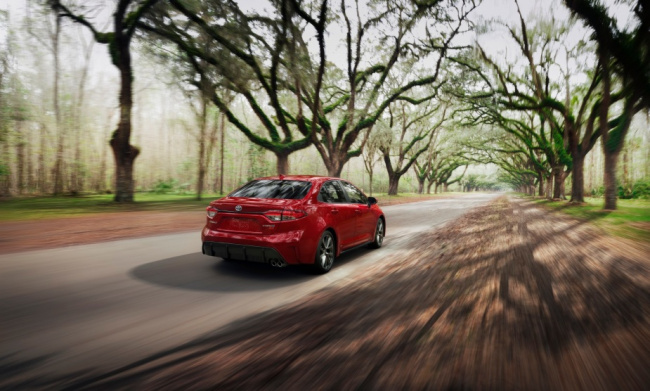 corolla, hybrid, toyota, 3 things consumer reports likes about the 2023 toyota corolla hybrid