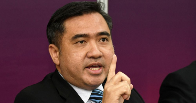 auto news, transport minister, anthony loke, road tax malaysia, vehicle license malaysia, you don't need to display your road tax anymore starting from today