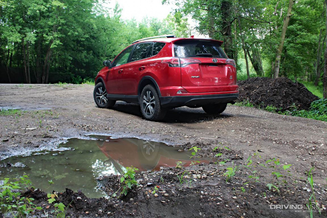 Want to Take Your Crossover SUV Off-Roading? Try These 5 Upgrades