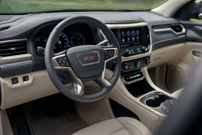 acadia, small midsize and large suv models, experts only recommend 1 2023 gmc acadia trim