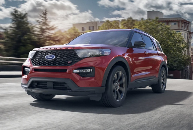 explorer, ford, is the ford explorer losing ground in the midsize suv segment?