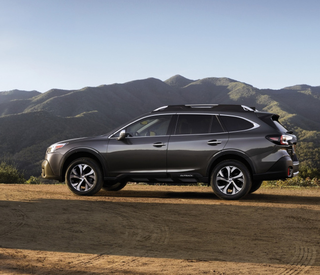 outback, subaru, 2 parts of their suv that subaru outback owners like the least