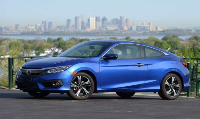 civic, honda, small cars, the 3 top rated small cars for 2023 are all honda models